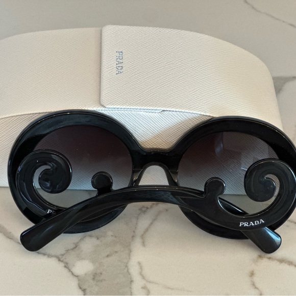Authentic Prada Baroque 27NS Sunglasses - Black/Grey Gradient New, never worn! - Picture 5 of 12